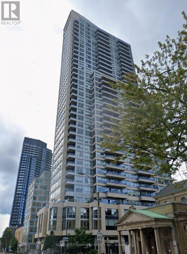 property at 2903-2500 SHERBOURNE St