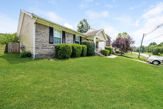 9407 Brown Austin Rd in Louisville, KY - Building Photo - Building Photo