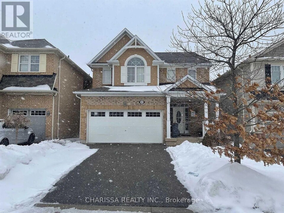 483 Pozbou Cres in Milton, ON - Building Photo