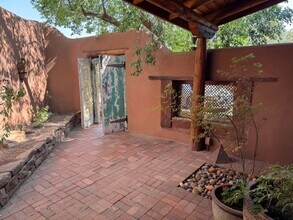 15 Cielo Cumbre Rd in Santa Fe, NM - Building Photo - Building Photo