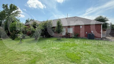 9584 Park Garden Dr in Frisco, TX - Building Photo - Building Photo