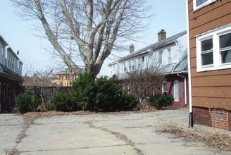 159-166 Walnut Ter in Akron, OH - Building Photo - Building Photo