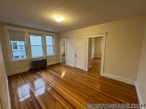 1634 Commonwealth Ave, Unit 24 in Boston, MA - Building Photo - Building Photo