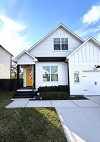 2807 Old Pecan Grove Ln in Houston, TX - Building Photo