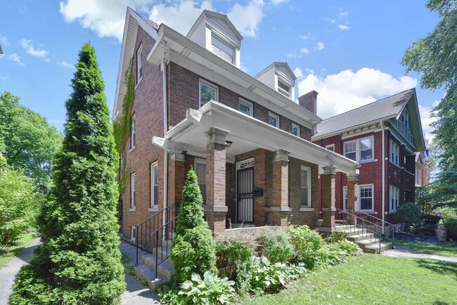 84 N Monroe Ave in Columbus, OH - Building Photo - Building Photo
