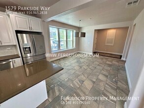 1579 Parkside Way in Roseville, CA - Building Photo - Building Photo