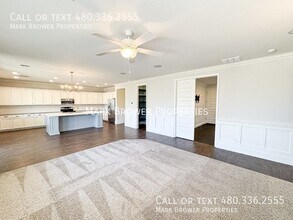 1042 W Oleander Ave in San Tan Valley, AZ - Building Photo - Building Photo