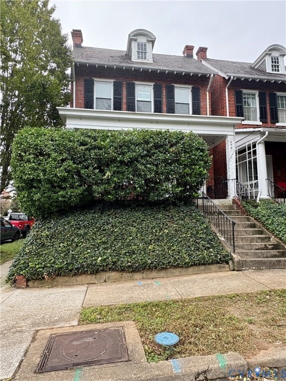 property at 527 N Sheppard St