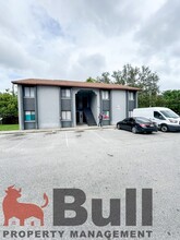 5640 Rio Grande Ave-Unit -1 in Orlando, FL - Building Photo - Building Photo