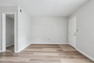 2694 Evans Mill Dr in Lithonia, GA - Building Photo - Building Photo