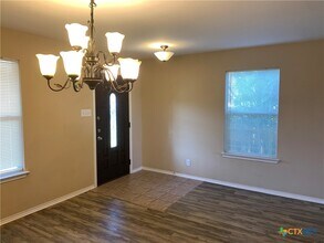 381 Copper Path Dr in New Braunfels, TX - Building Photo - Building Photo