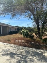 7847 Braceo St in Hesperia, CA - Building Photo - Building Photo