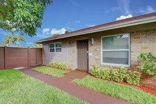 2201 NE 3rd Ave, Unit 2201 in Delray Beach, FL - Building Photo