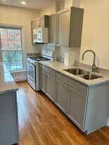 142 Main St, Unit 2N in Fairhaven, MA - Building Photo