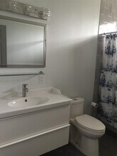 615 W N Loop Blvd in Austin, TX - Building Photo - Building Photo