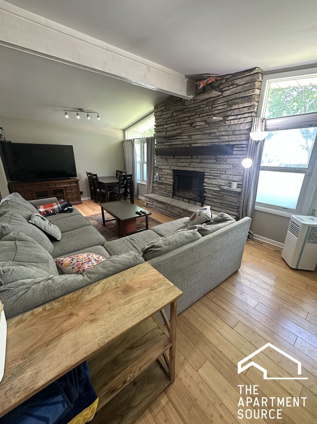 property at 55 E Jeffery Ave