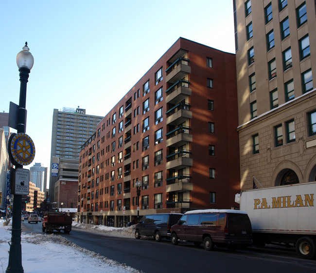 South Cove Apartments in Boston, MA - Building Photo - Building Photo