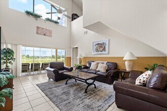 526 Windsor Pl in Davenport, FL - Building Photo - Building Photo