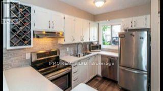 135-135 Escarpment Crescent in Collingwood, ON - Building Photo - Building Photo