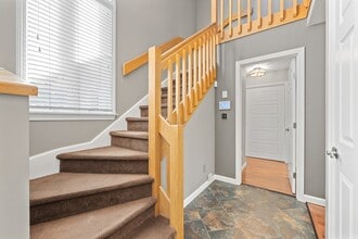 48 Pointe Rok Dr in Worcester, MA - Building Photo - Building Photo