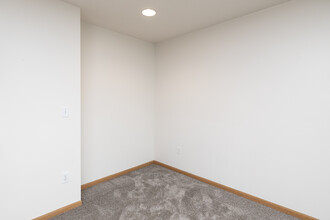 Woodhaven Place II in Fargo, ND - Building Photo - Interior Photo