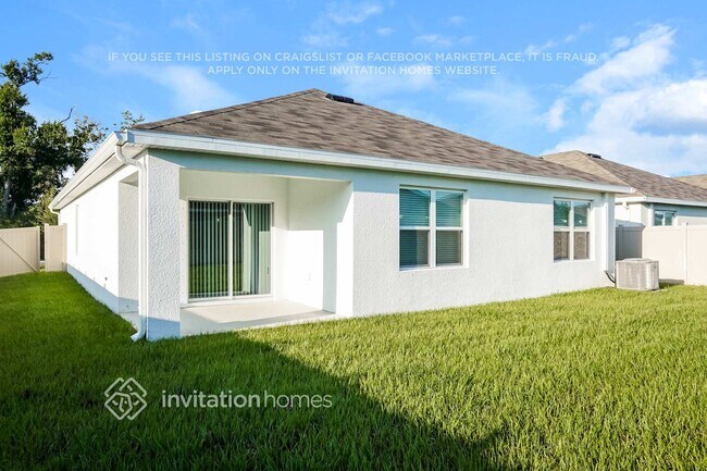 8009 Majestic Palms Ct in Venice, FL - Building Photo - Building Photo