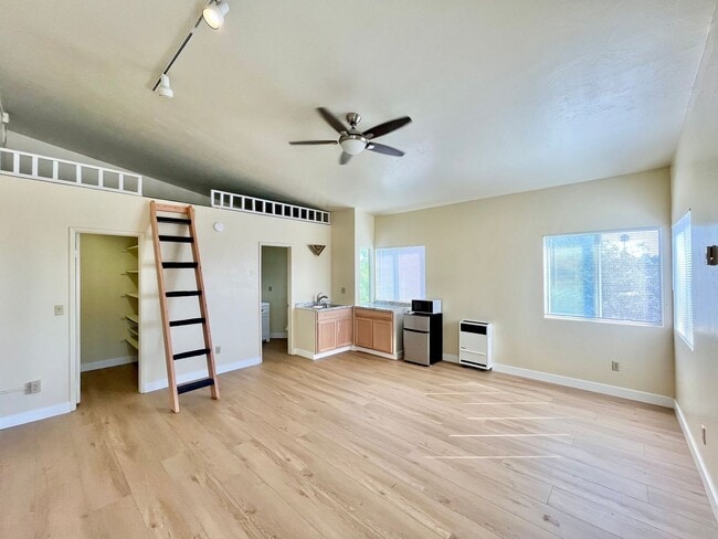 property at 5229 35th St