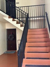 161 Lake Frances Dr in West Palm Beach, FL - Building Photo - Building Photo