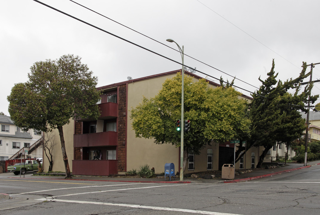 1805 8th Ave in Oakland, CA - Building Photo