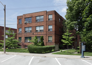 20 Anglesey Blvd in Toronto, ON - Building Photo - Building Photo