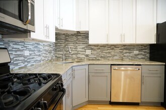 3322 N Troy St in Chicago, IL - Building Photo - Building Photo