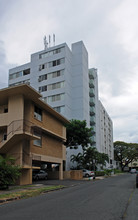 Punahou Sunset in Honolulu, HI - Building Photo - Building Photo