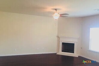 4532 Chestnut Meadows Bend in Georgetown, TX - Building Photo - Building Photo