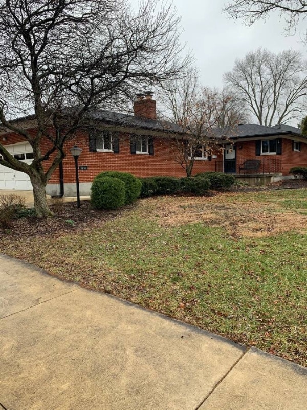 property at 2095 S Linda Dr