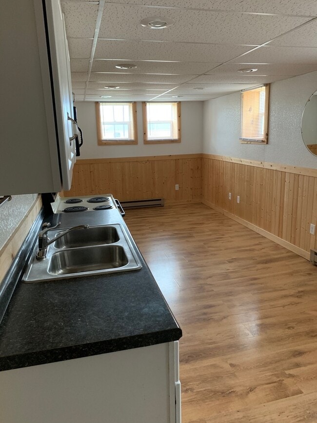 property at 1206 1st St NE