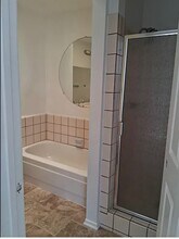 366 E 15th St in Costa Mesa, CA - Building Photo - Building Photo