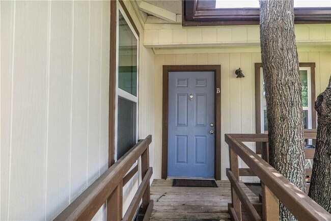 3905 Chase Cir in Austin, TX - Building Photo - Building Photo
