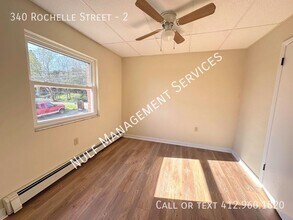 340 Rochelle St, Unit 2 in Pittsburgh, PA - Building Photo - Building Photo