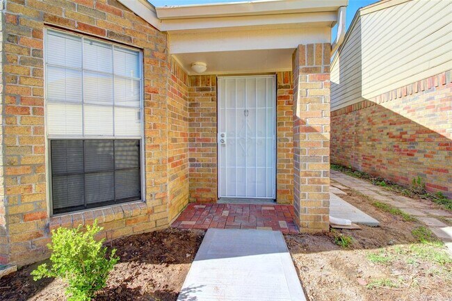 11842 Spring Grove Dr in Houston, TX - Building Photo - Building Photo