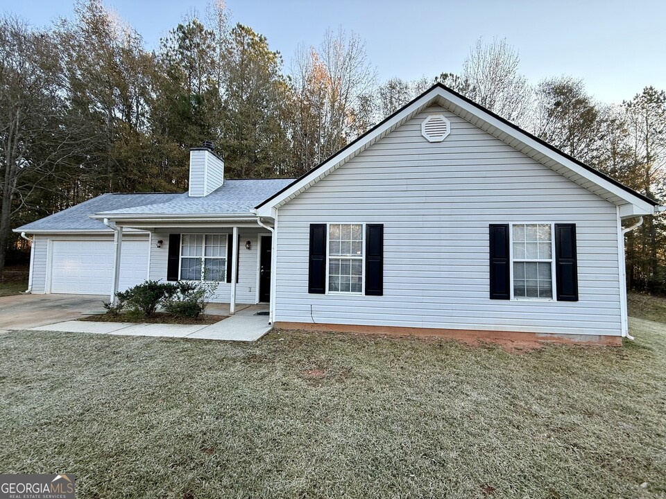 173 Pebble Creek Rd in Jackson, GA - Building Photo