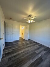 296 Gap Creek Rd, Unit Apt F in Fletcher, NC - Building Photo - Building Photo