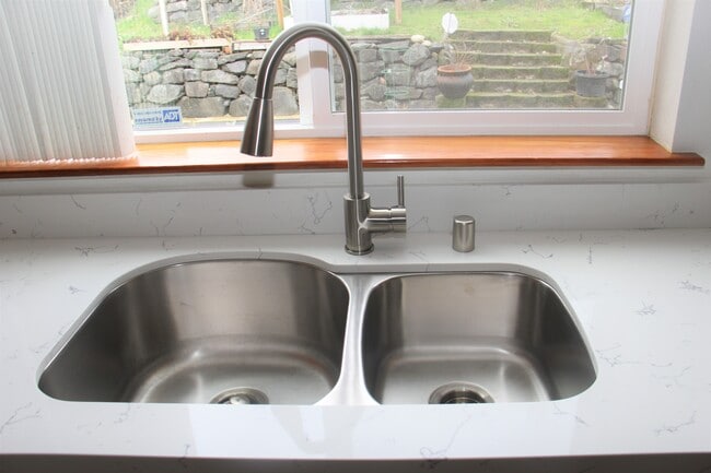 4006 S 126th St in Tukwila, WA - Building Photo - Building Photo