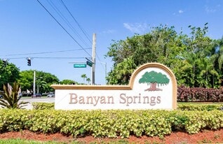 10204 Mangrove Dr in Boynton Beach, FL - Building Photo