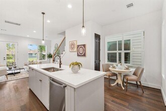 2022 Thonig Rd in Houston, TX - Building Photo - Building Photo