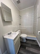 214 Dupage St in Elgin, IL - Building Photo - Building Photo