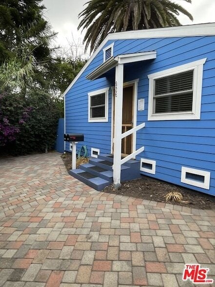 926 California Ave in Los Angeles, CA - Building Photo - Building Photo