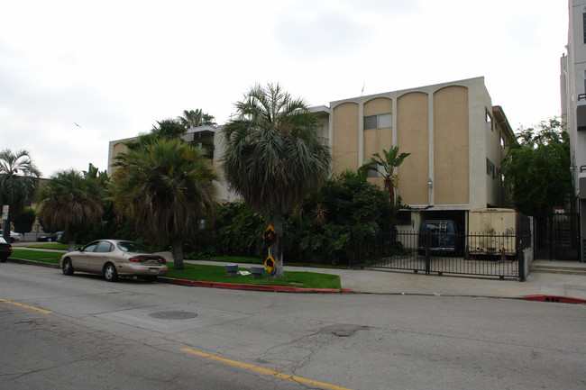 Oxford Apartments in Los Angeles, CA - Building Photo - Building Photo