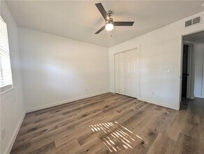 904 N Cardinal Dr in Rogers, AR - Building Photo - Building Photo