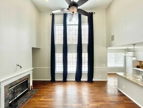 602 Pearces Ford Rd in Oswego, IL - Building Photo - Building Photo