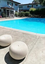 Augusta Terrace Apartments in North Highlands, CA - Building Photo - Building Photo